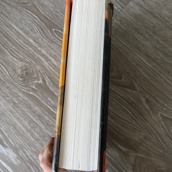 HARD COVER of Happy Potter and The Deathly Hollows by J.K Rowling - Picture 4 of 4